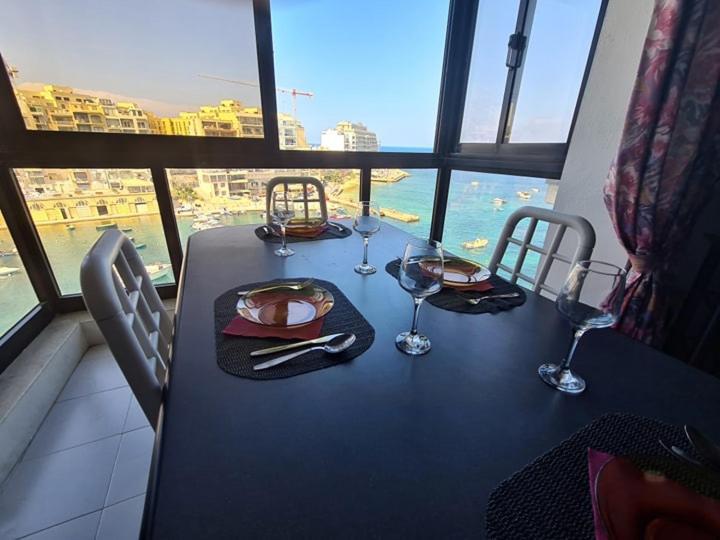 Spinola Bay Sea Front Apt 6 Saint Julian's Eksteriør billede